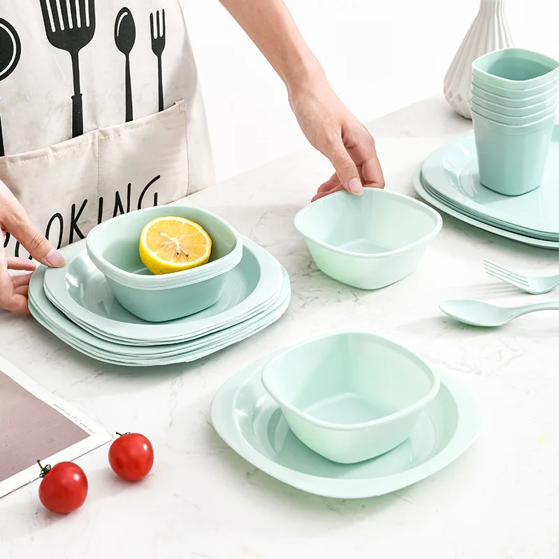 Camping Cooking Dining Set - Набор портативной пластиковой посуды для использования